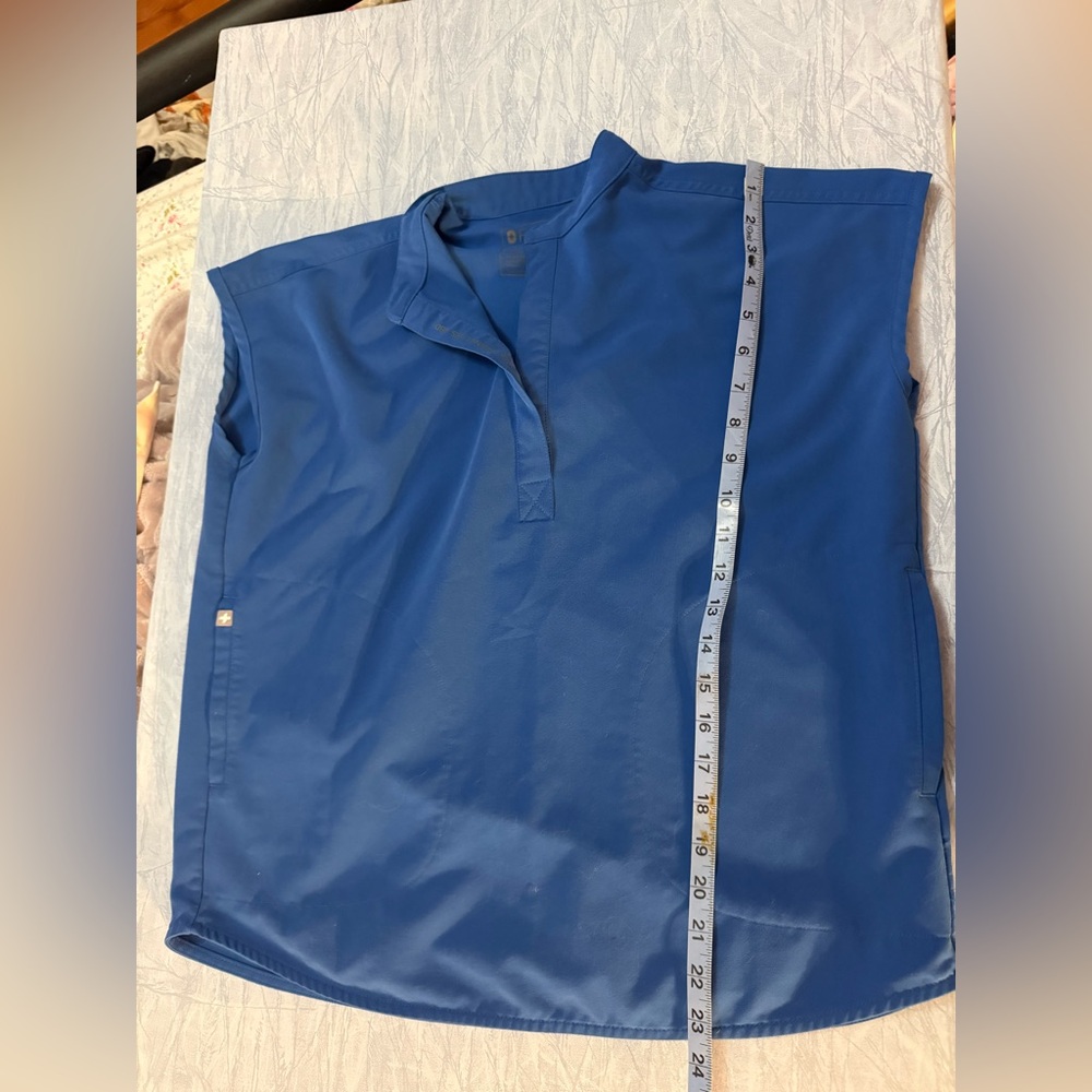 FIGS Royal Blue Sleeveless Polo Top - Picture 12 of 12